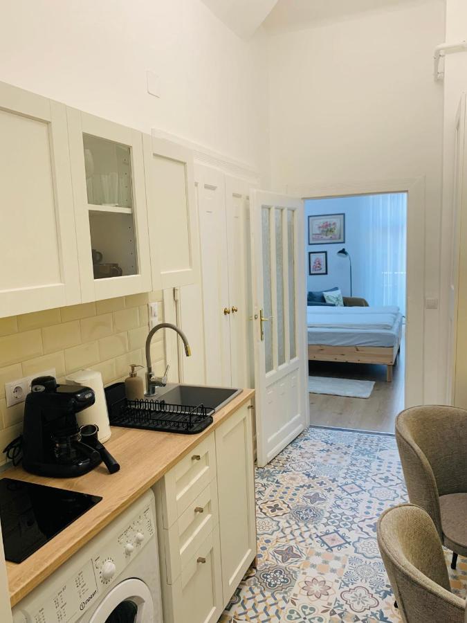 Margaret Boulevard Apartment - With Balcony Budapeşte Dış mekan fotoğraf